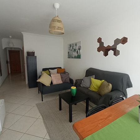 קווארטיירה Apartamentos Monica מראה חיצוני תמונה