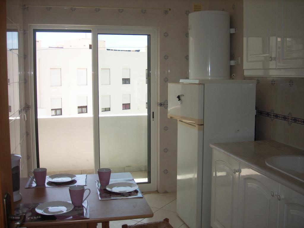 קווארטיירה Apartamentos Monica מראה חיצוני תמונה