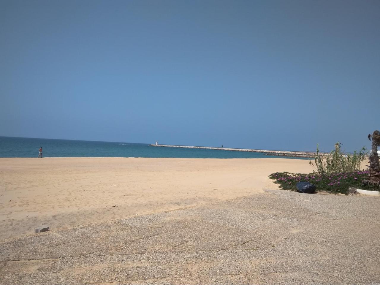 קווארטיירה Apartamentos Monica מראה חיצוני תמונה