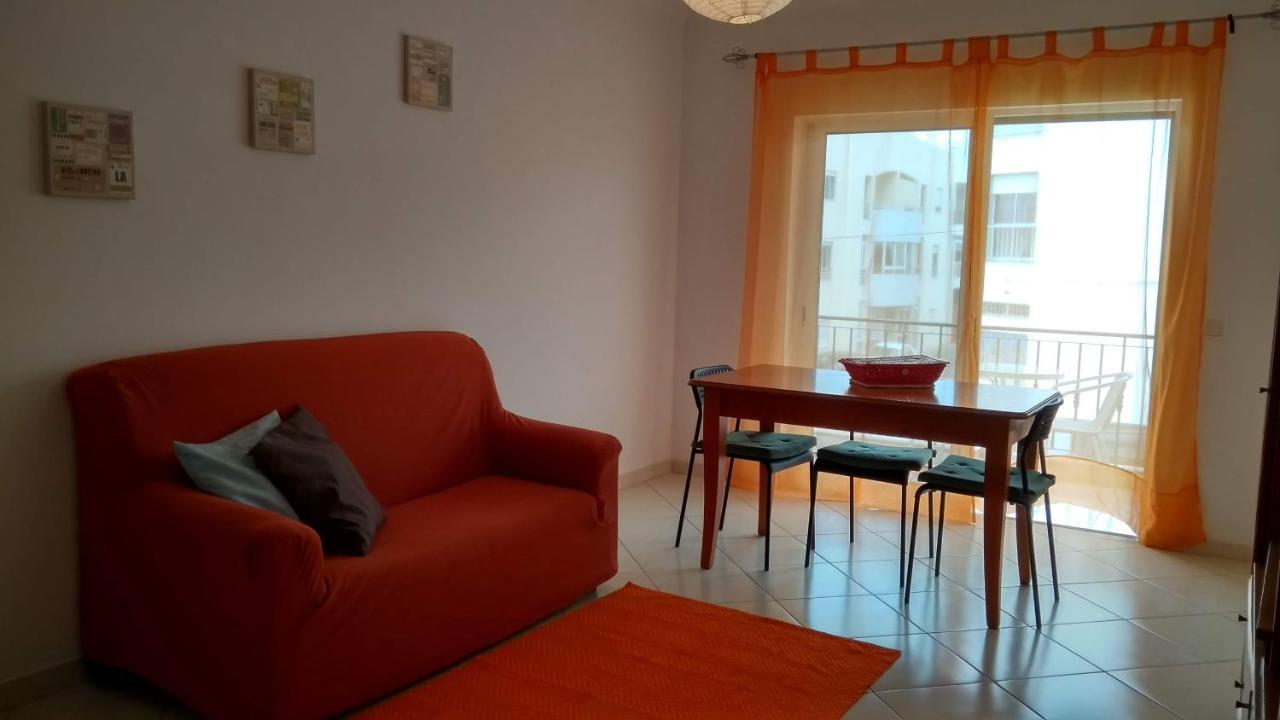 קווארטיירה Apartamentos Monica מראה חיצוני תמונה
