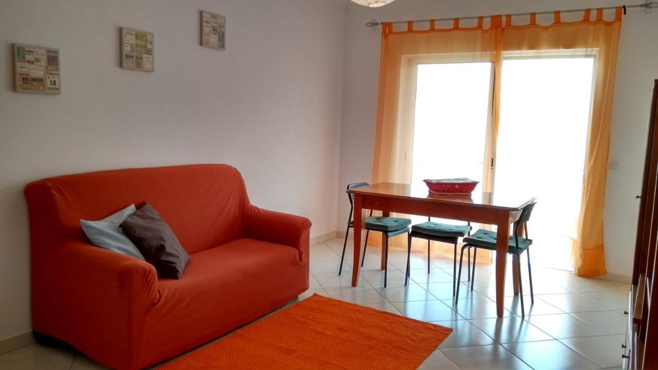 קווארטיירה Apartamentos Monica מראה חיצוני תמונה
