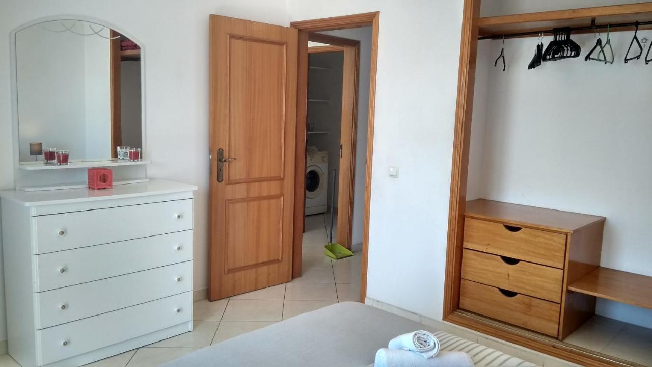 קווארטיירה Apartamentos Monica מראה חיצוני תמונה